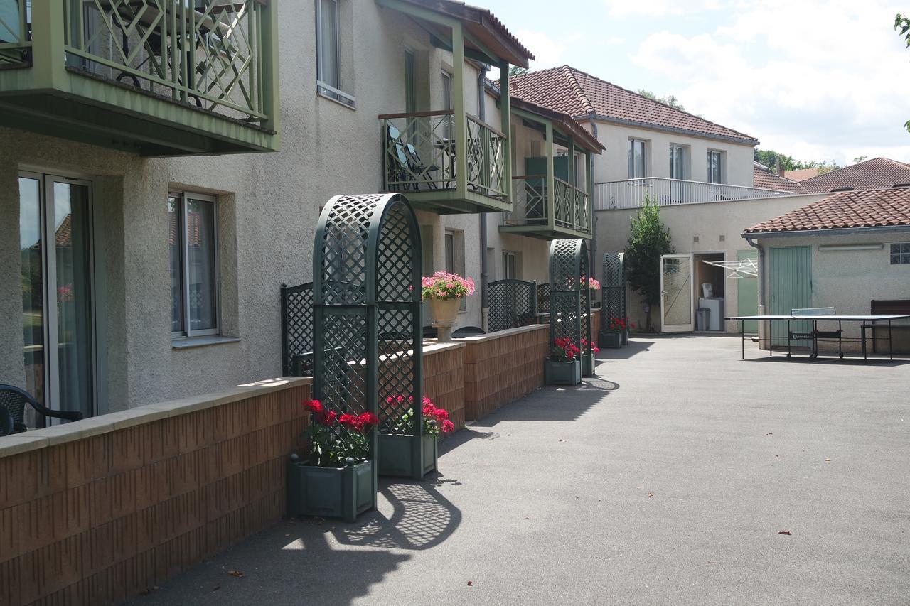 Hotel Le Tulipier Cransac Esterno foto